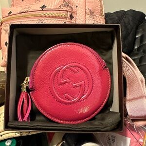 Pink Gucci coin case in box full inclusion
